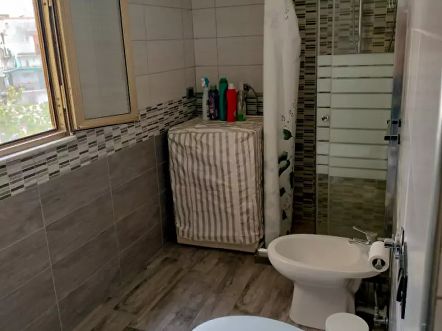 Immagine 3 di Appartamento in affitto  in Via Foria a Napoli