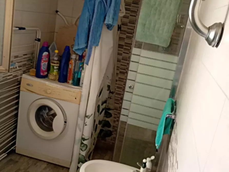 Immagine 26 di Appartamento in affitto  in Via Foria a Napoli