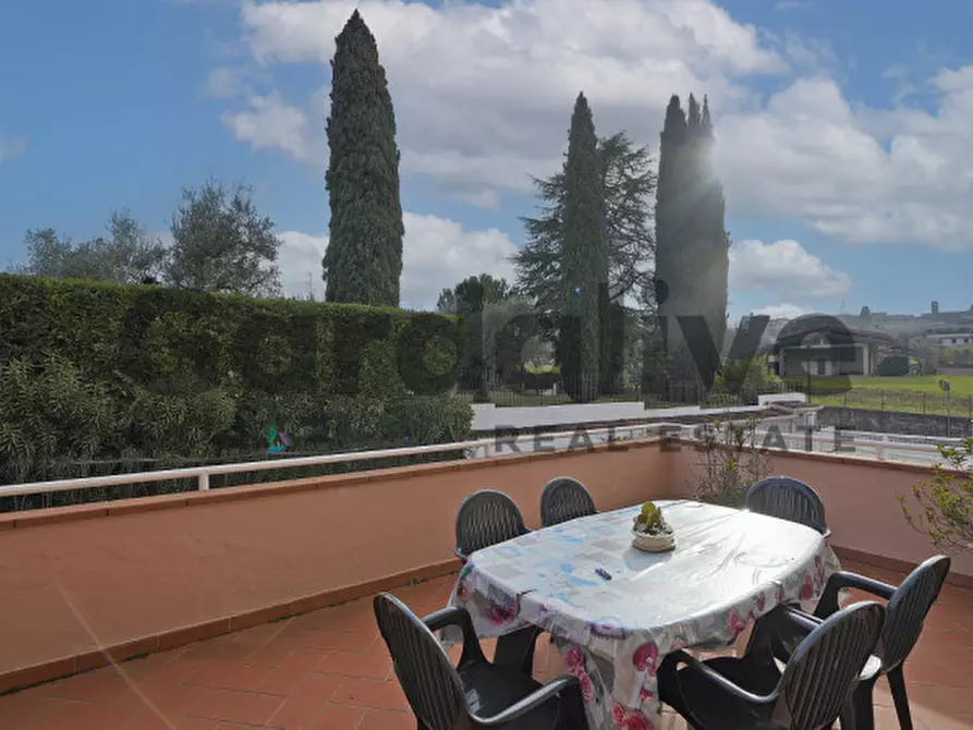 Immagine 12 di Appartamento in vendita  in Viale degli Alpini a Manerba Del Garda