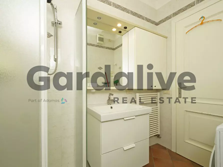 Immagine 16 di Appartamento in vendita  in Viale degli Alpini a Manerba Del Garda