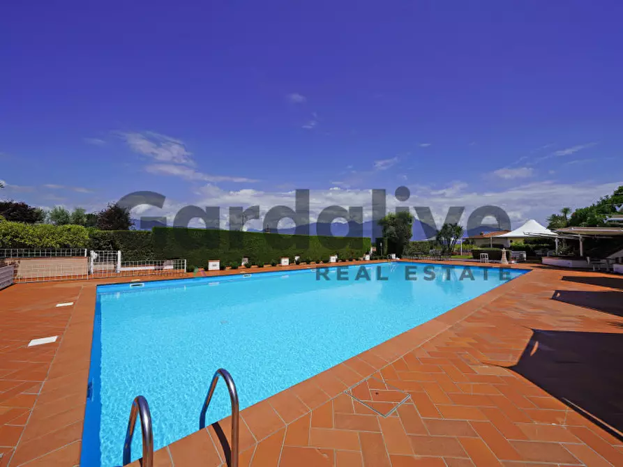 Immagine 22 di Appartamento in vendita  in Viale degli Alpini a Manerba Del Garda