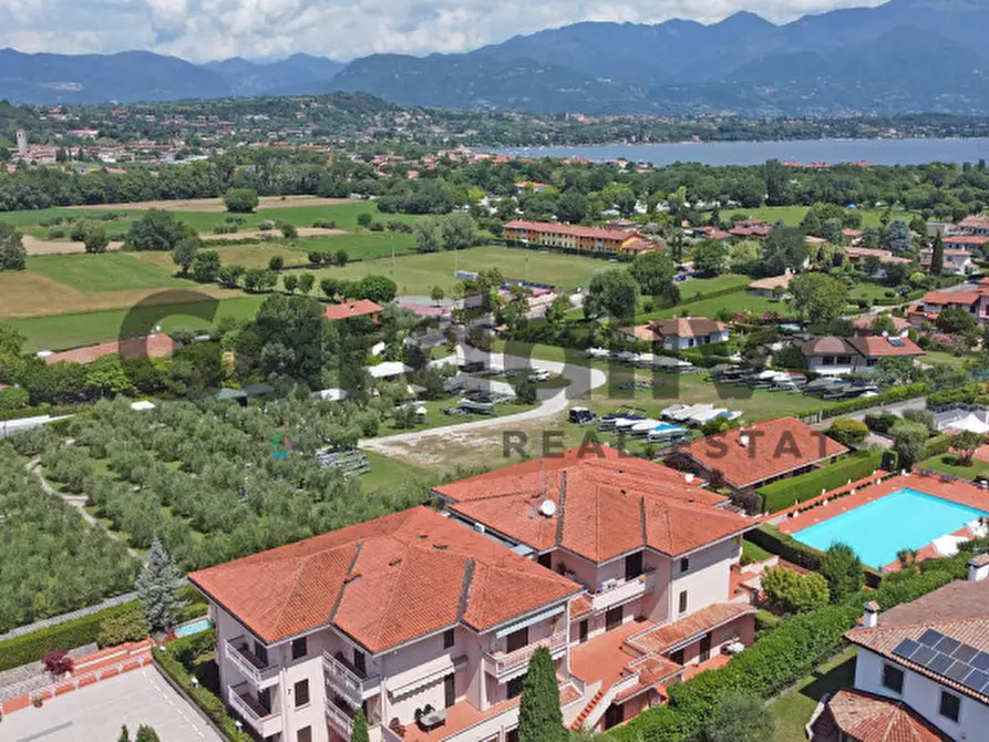 Immagine 25 di Appartamento in vendita  in Viale degli Alpini a Manerba Del Garda
