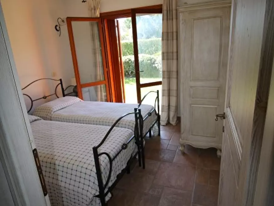 Immagine 14 di Villa in vendita  in via panoramica a Palau