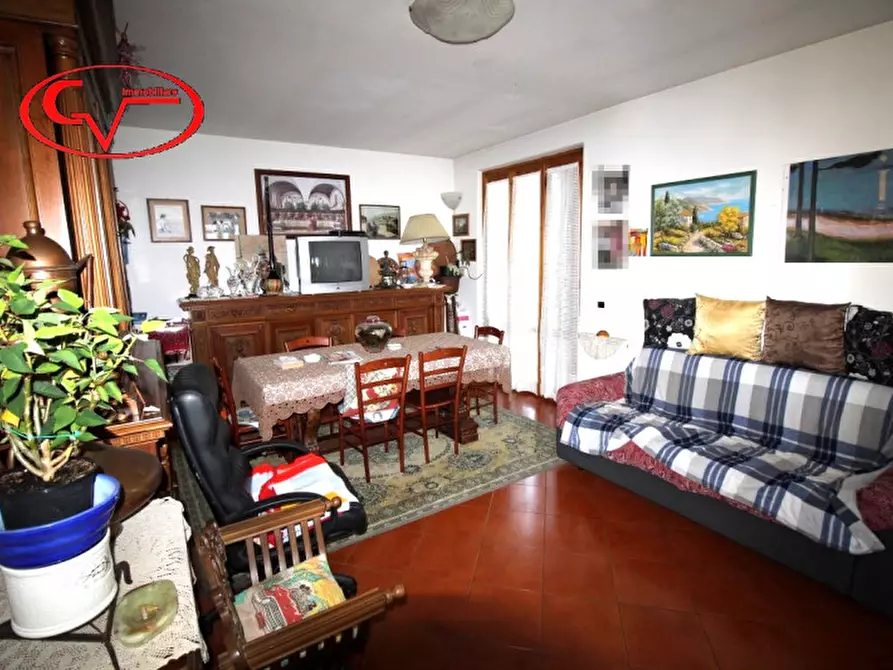 Immagine 1 di Casa quadrifamiliare in vendita  in via Roma a Loro Ciuffenna