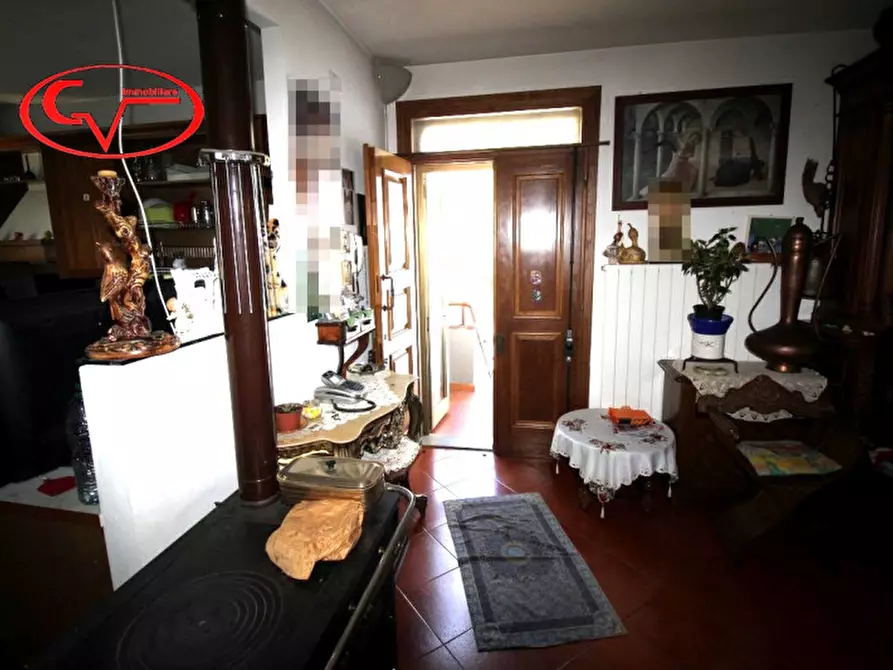 Immagine 3 di Casa quadrifamiliare in vendita  in via Roma a Loro Ciuffenna