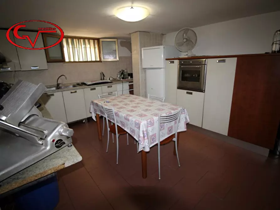 Immagine 23 di Casa quadrifamiliare in vendita  in via Roma a Loro Ciuffenna