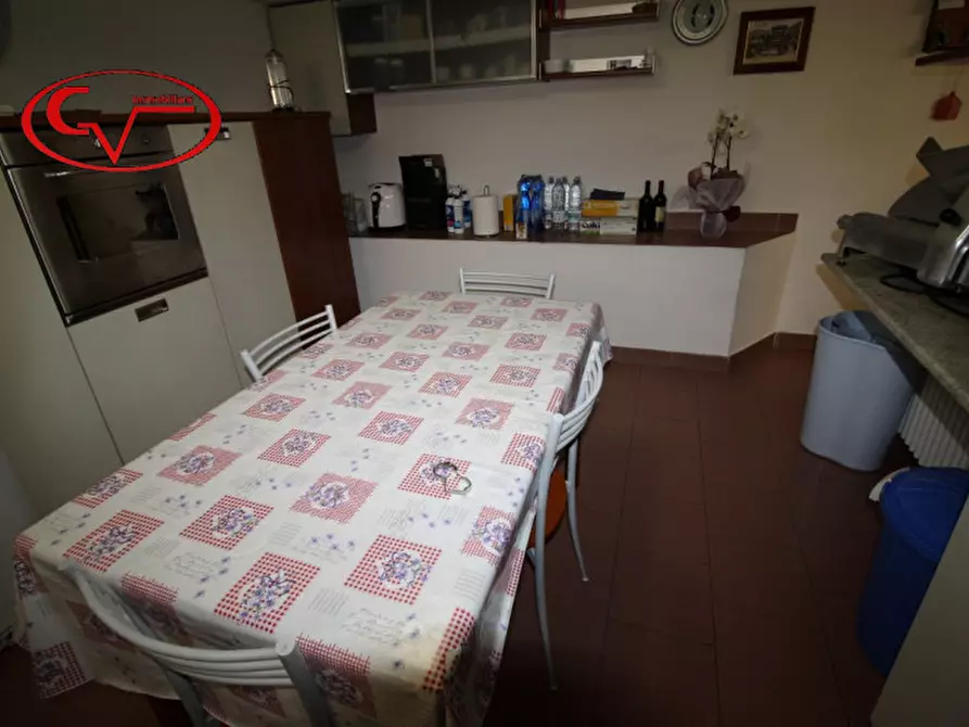 Immagine 25 di Casa quadrifamiliare in vendita  in via Roma a Loro Ciuffenna