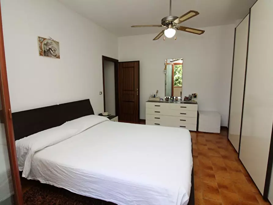 Immagine 8 di Casa bifamiliare in vendita  in Strada dei Fenatacci a Pesaro