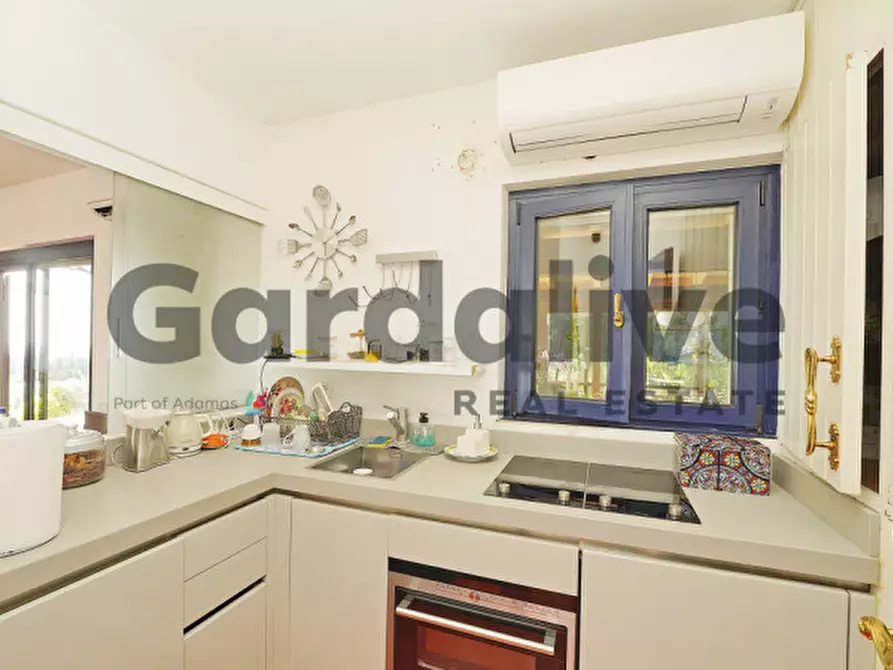 Immagine 19 di Villa in vendita  a Padenghe Sul Garda
