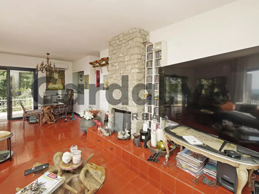 Immagine 33 di Villa in vendita  a Padenghe Sul Garda