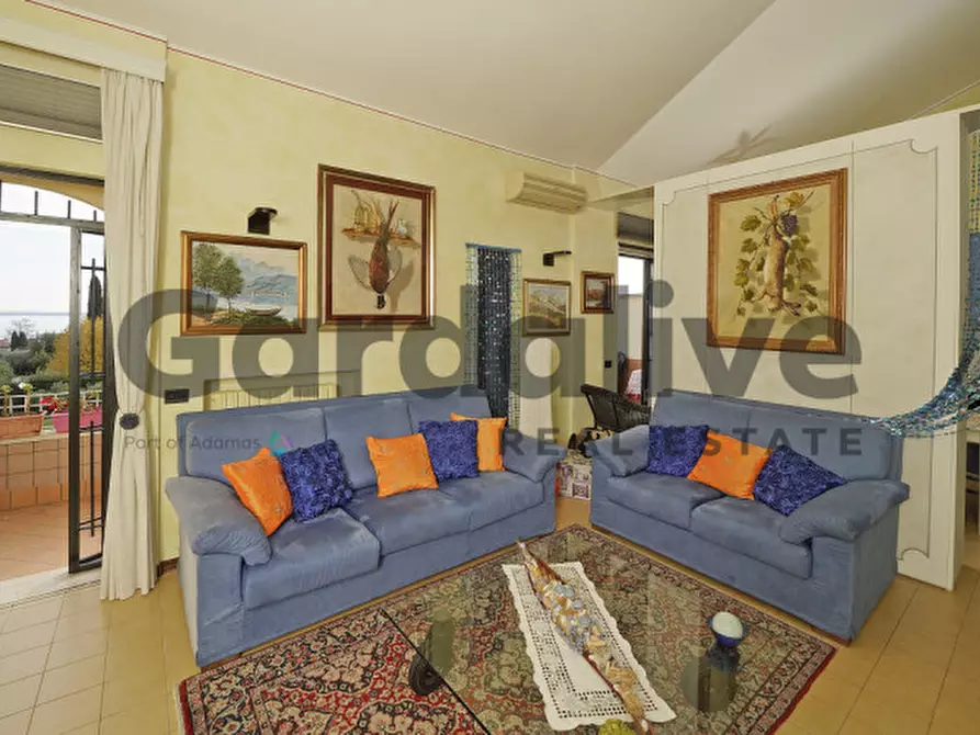 Immagine 8 di Appartamento in vendita  in Viale Ghandi a Moniga Del Garda