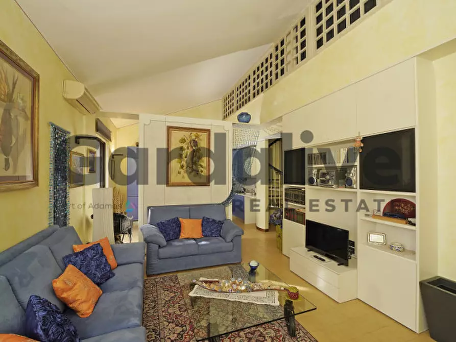 Immagine 9 di Appartamento in vendita  in Viale Ghandi a Moniga Del Garda