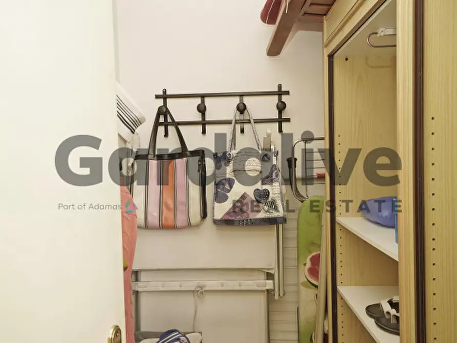 Immagine 12 di Appartamento in vendita  in Viale Ghandi a Moniga Del Garda