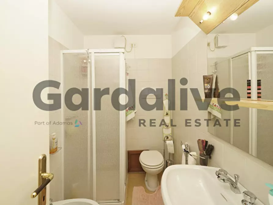 Immagine 16 di Appartamento in vendita  in Viale Ghandi a Moniga Del Garda