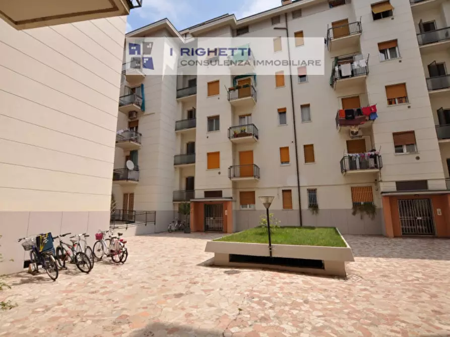 Immagine 1 di Appartamento in vendita  in Via Leone Pancaldo a Verona