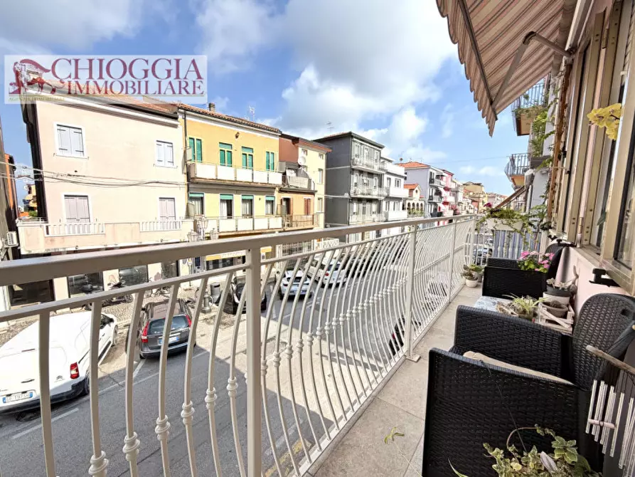Immagine 3 di Appartamento in vendita  in Viale Milano a Chioggia