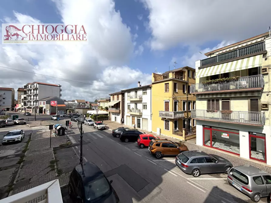 Immagine 5 di Appartamento in vendita  in Viale Milano a Chioggia