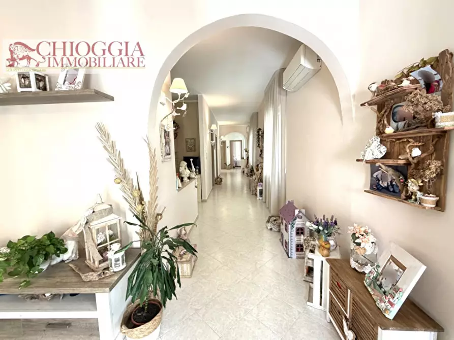 Immagine 6 di Appartamento in vendita  in Viale Milano a Chioggia