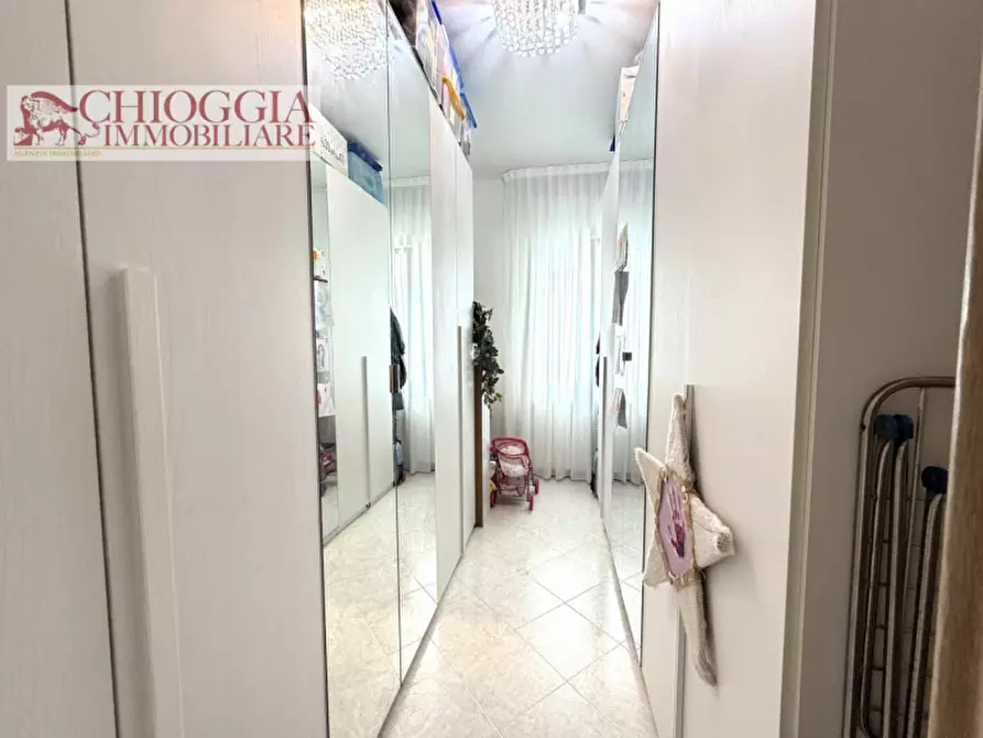 Immagine 21 di Appartamento in vendita  in Viale Milano a Chioggia