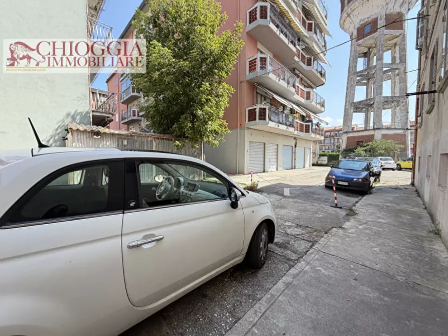 Immagine 25 di Appartamento in vendita  in Viale Milano a Chioggia