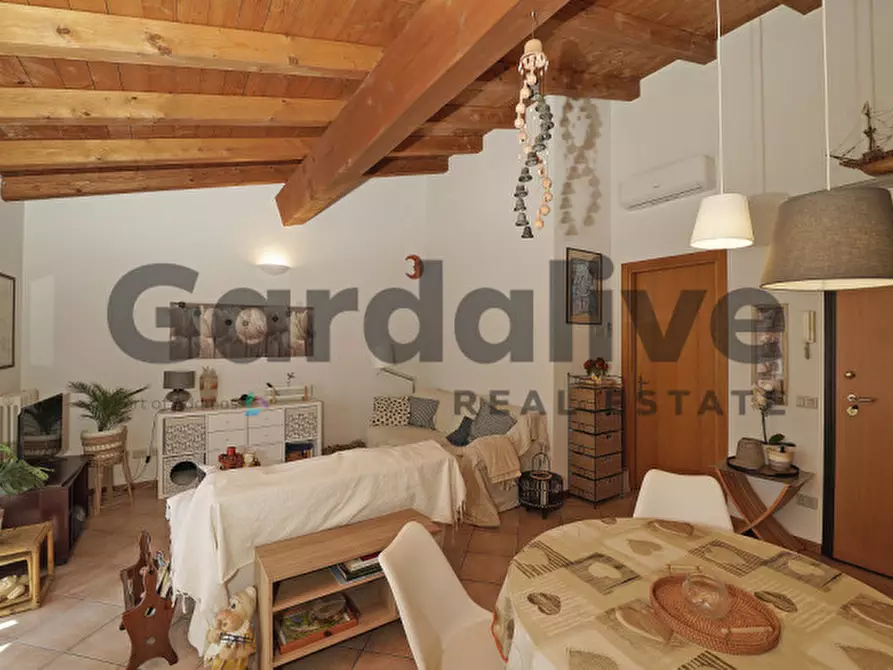 Immagine 12 di Appartamento in vendita  in via A. Manzoni a Manerba Del Garda