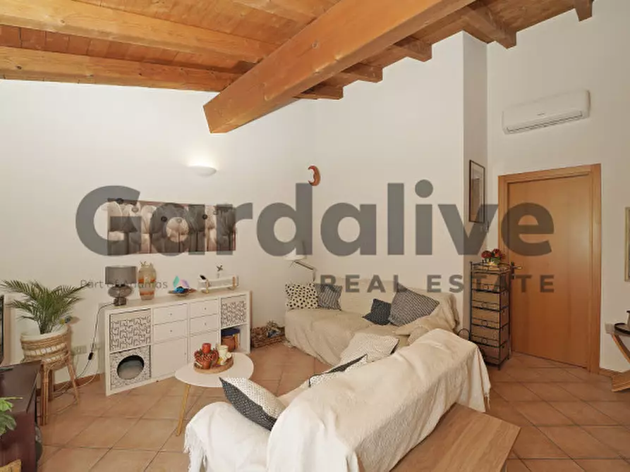 Immagine 14 di Appartamento in vendita  in via A. Manzoni a Manerba Del Garda