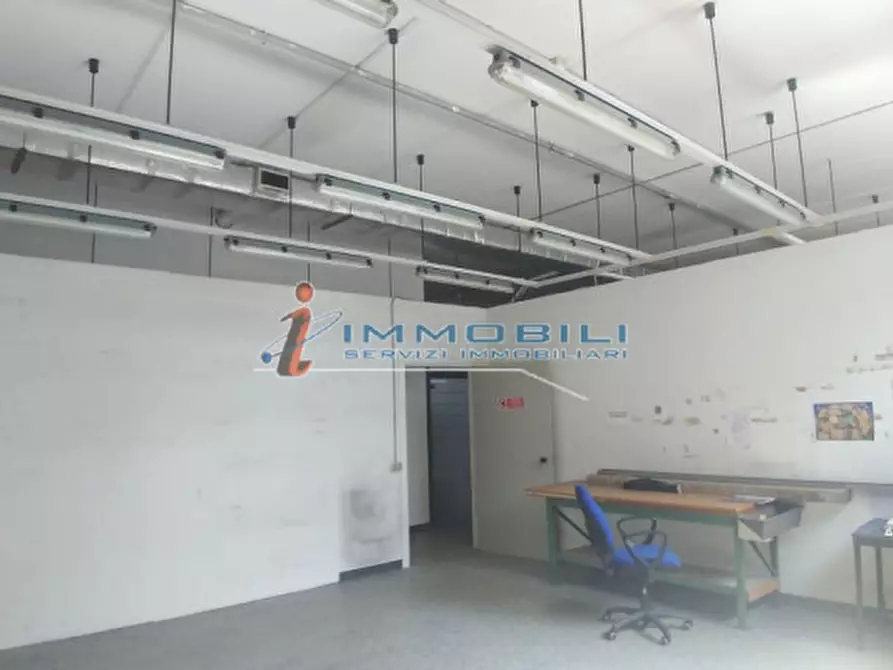 Immagine 4 di Laboratorio in vendita  in VIA CROCE B. a Vimodrone