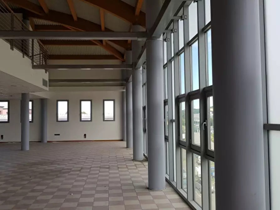 Immagine 2 di Ufficio in vendita  a Monteforte D'alpone