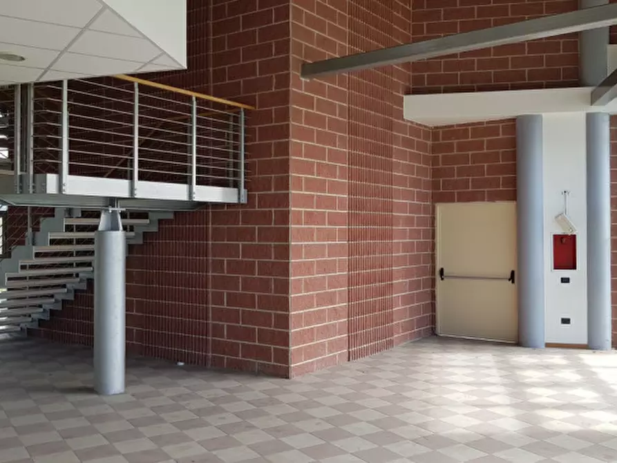 Immagine 8 di Ufficio in vendita  a Monteforte D'alpone