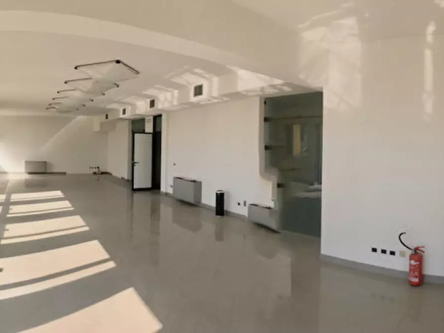 Immagine 4 di Ufficio in affitto  in VIALE MATTEOTTI a Cesena