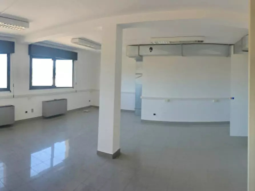 Immagine 1 di Ufficio in affitto  in VIALE MATTEOTTI a Cesena