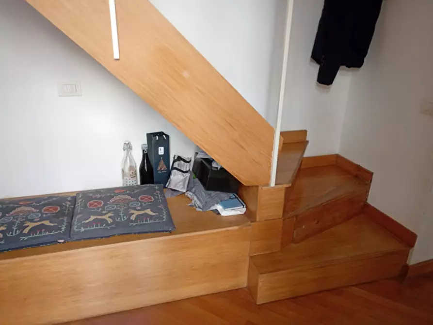 Immagine 14 di Appartamento in affitto  in Via Vittorio Colonna a Napoli