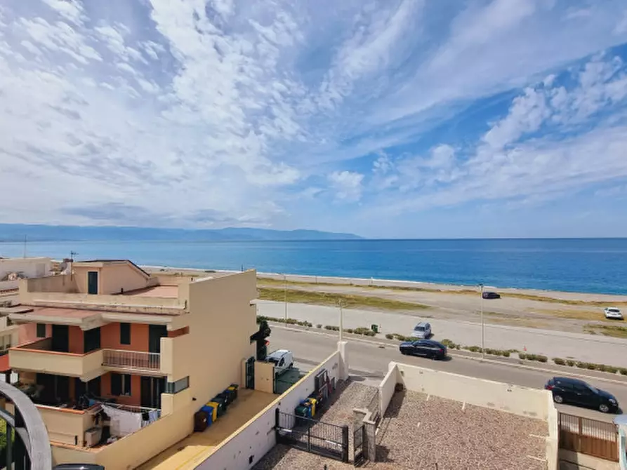 Immagine 12 di Appartamento in affitto  in VIA SPIAGGIA DI PONENTE, 15 a Milazzo