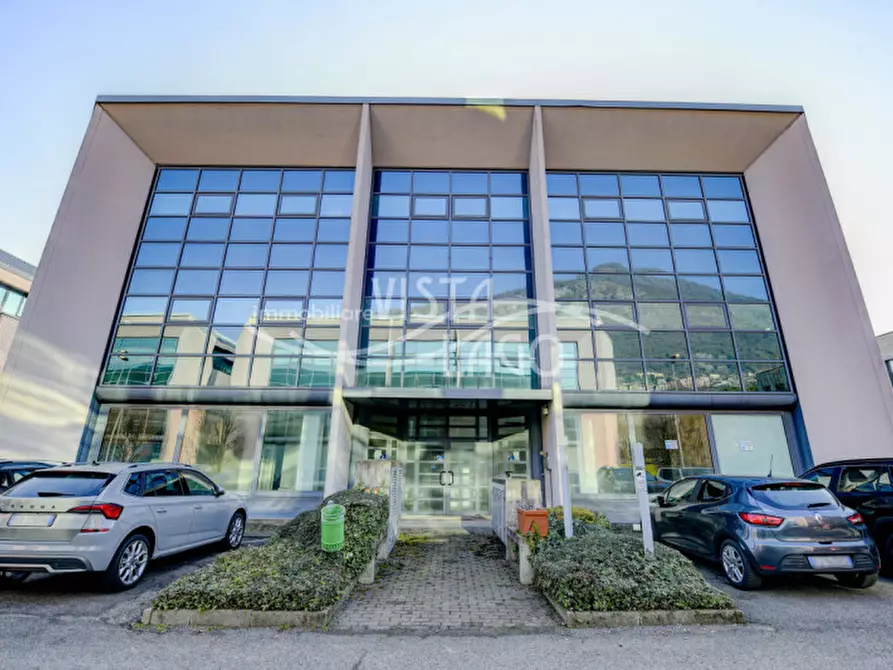 Immagine 2 di Ufficio in affitto  a Cernobbio