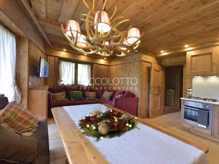 Immagine 2 di Appartamento in vendita  in Crepedel a Cortina D'ampezzo