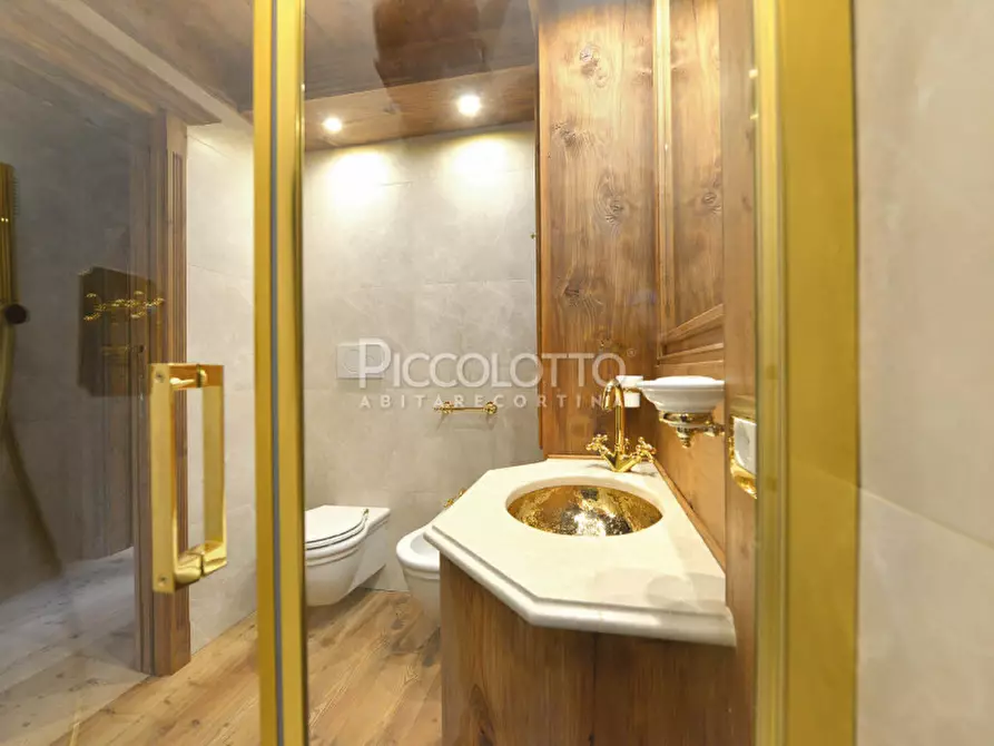 Immagine 10 di Appartamento in vendita  in Crepedel a Cortina D'ampezzo