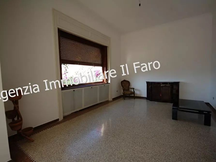Immagine 9 di Casa indipendente in vendita  in Piazza Principe Tommaso a La Maddalena