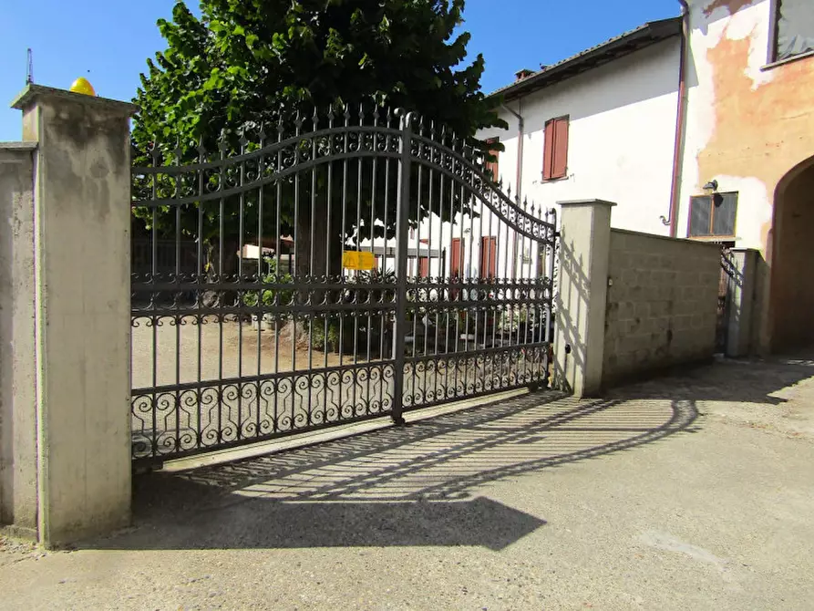 Immagine 29 di Casa bifamiliare in vendita  in corso della Repubblica n° 49 a Sannazzaro De' Burgondi