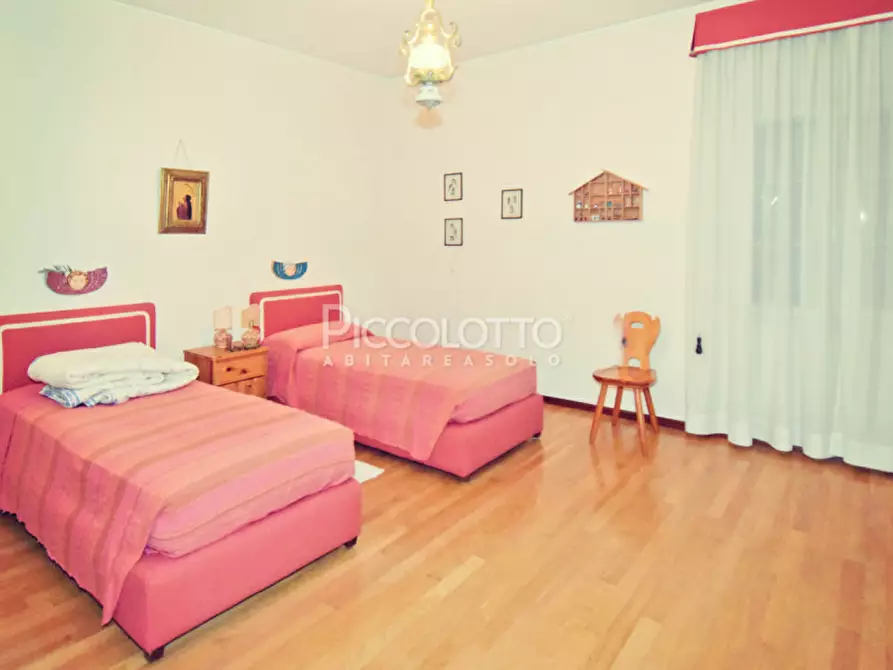 Immagine 28 di Villa in vendita  in Via Foresto Vecchio a Asolo