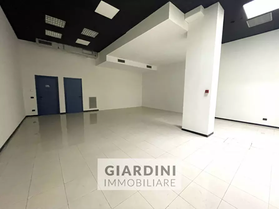 Immagine 4 di Negozio in vendita  a Vigonza