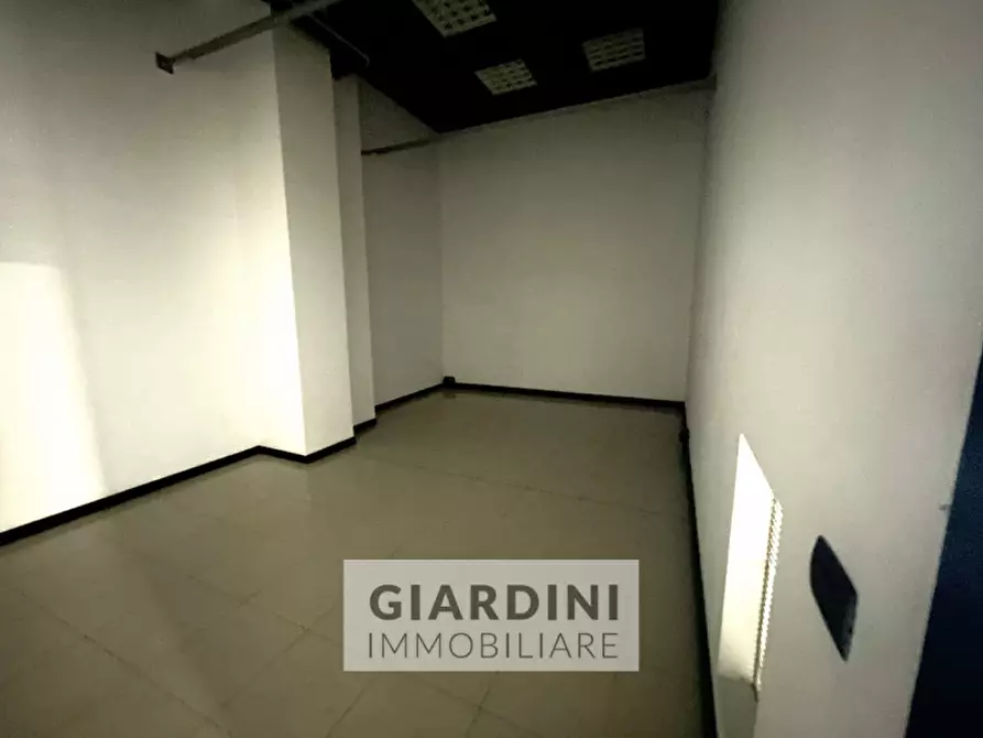 Immagine 16 di Negozio in vendita  a Vigonza