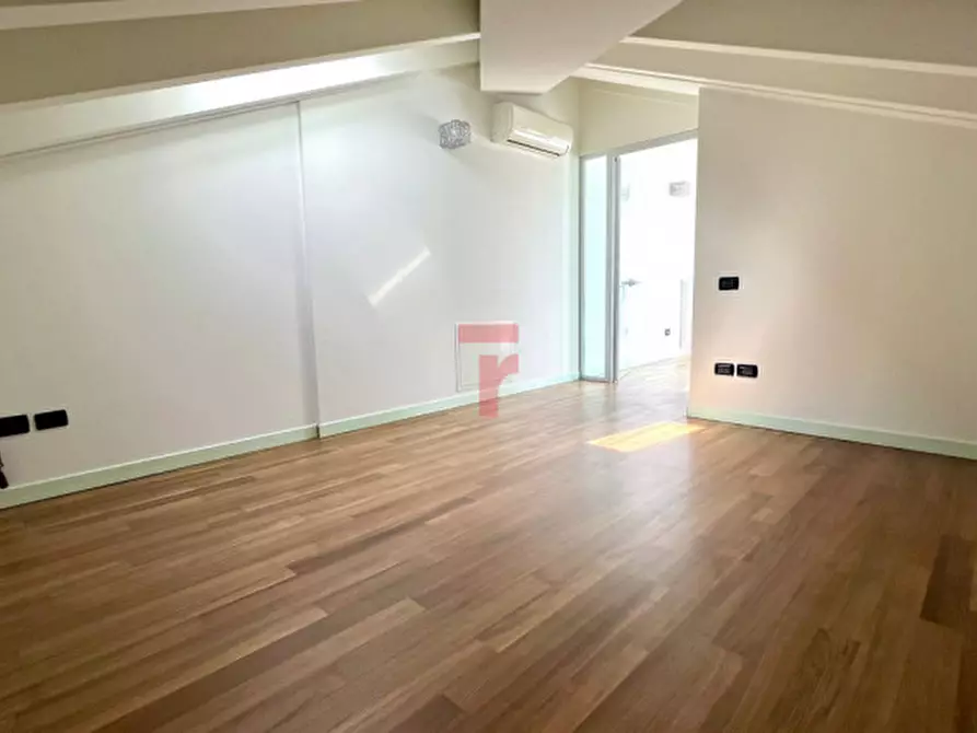 Immagine 12 di Ufficio in affitto  in Via del Santo a Limena