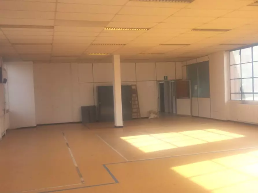 Immagine 4 di Laboratorio in affitto  in VIALE MONZA a Milano