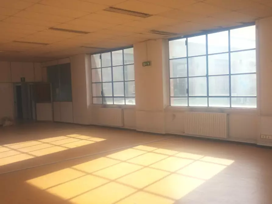 Immagine 5 di Laboratorio in affitto  in VIALE MONZA a Milano