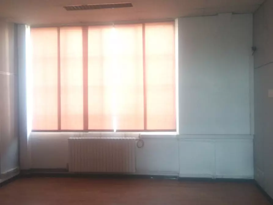 Immagine 24 di Laboratorio in affitto  in VIALE MONZA a Milano