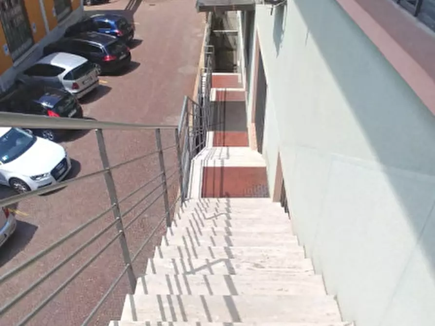 Immagine 23 di Ufficio in affitto  in VIALE MONZA a Milano