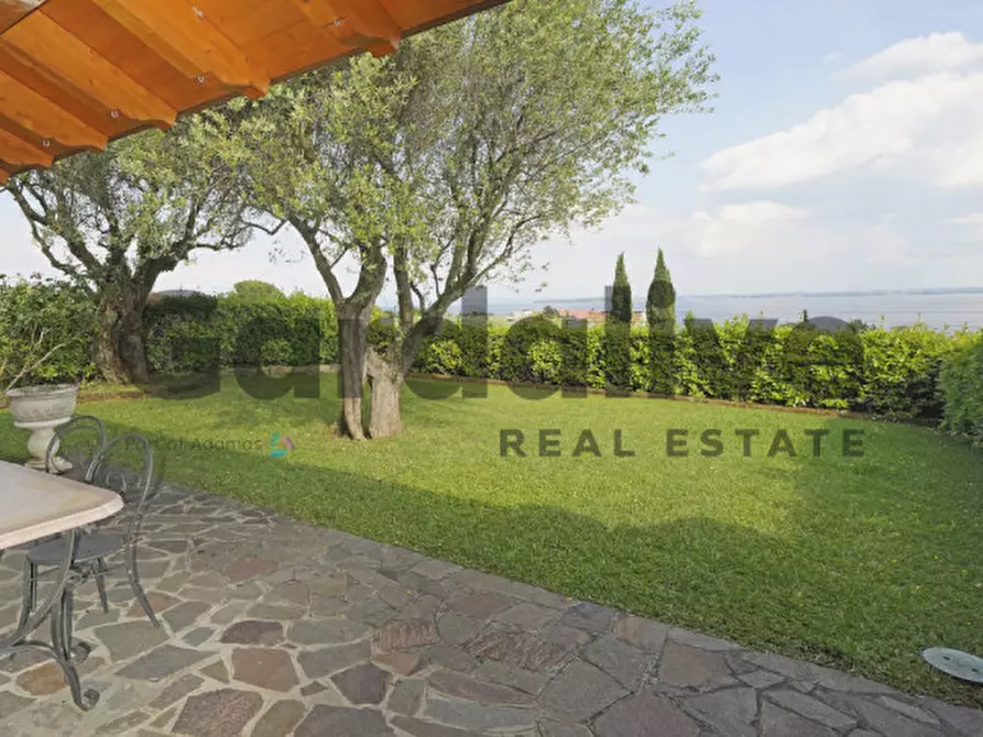 Immagine 2 di Villetta a schiera in vendita  in Via Del Pozzo a Moniga Del Garda