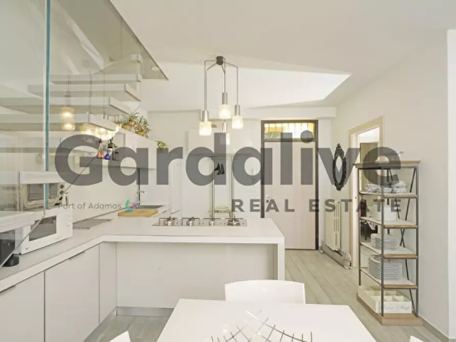 Immagine 7 di Villetta a schiera in vendita  in Via Del Pozzo a Moniga Del Garda