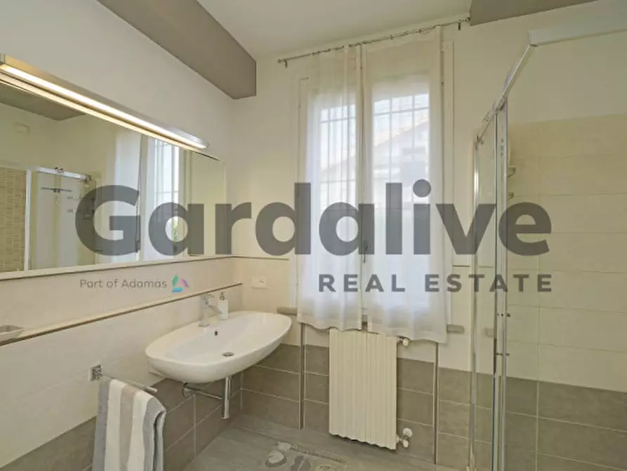 Immagine 13 di Villetta a schiera in vendita  in Via Del Pozzo a Moniga Del Garda