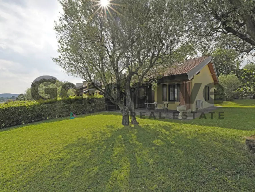 Immagine 24 di Villetta a schiera in vendita  in Via Del Pozzo a Moniga Del Garda